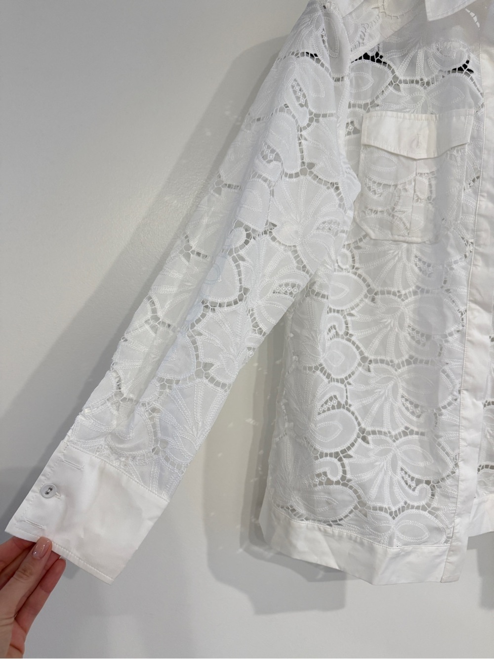 White button down top - Picture 3 of 5